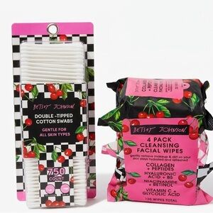 Betsey Johnson Beauty Bundle/ Face Wipes & Double Tipped Cotton Swabs